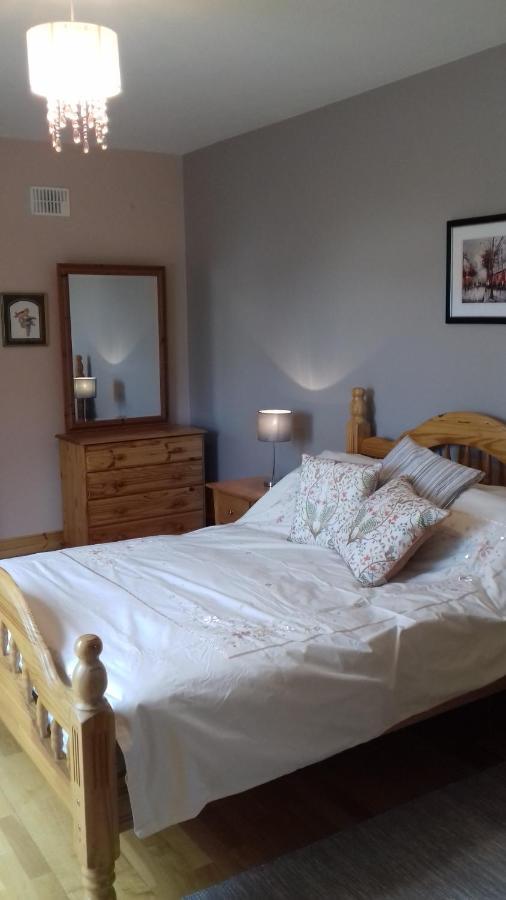Rossmore Bed And Breakfast Castlepollard Extérieur photo